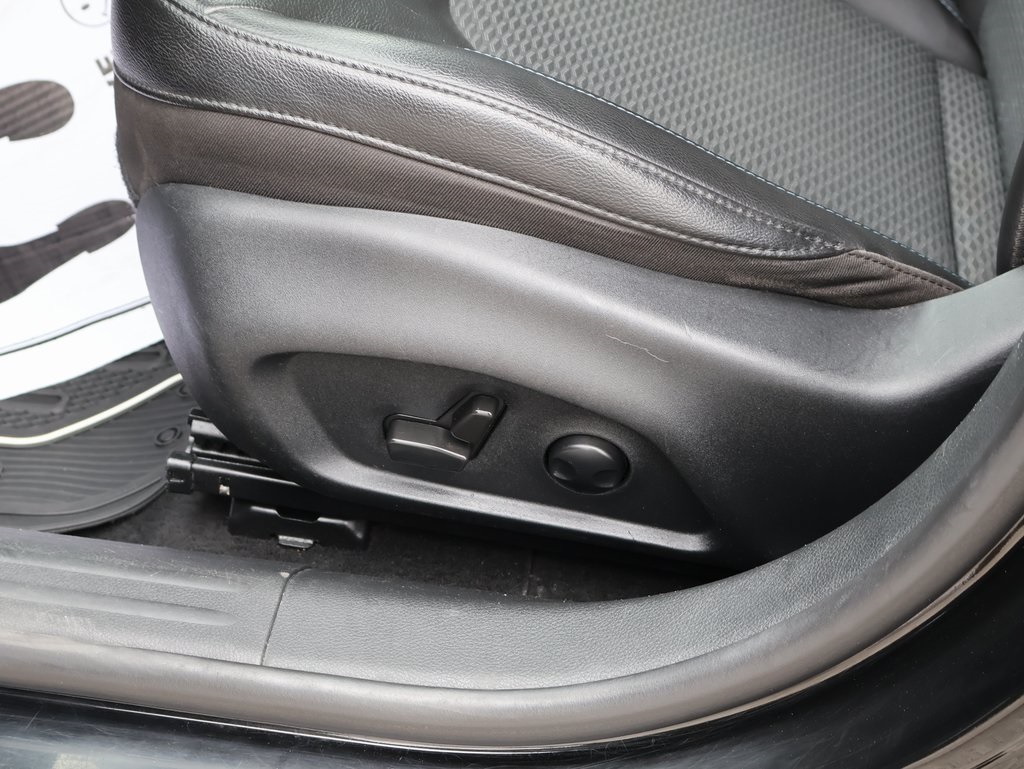 2022 Jeep Compass Latitude photo 24