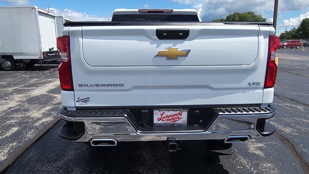 2024 Chevrolet Silverado 1500 LTZ photo 7