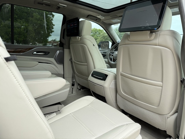 2024 Cadillac Escalade Premium Luxury Platinum photo 15
