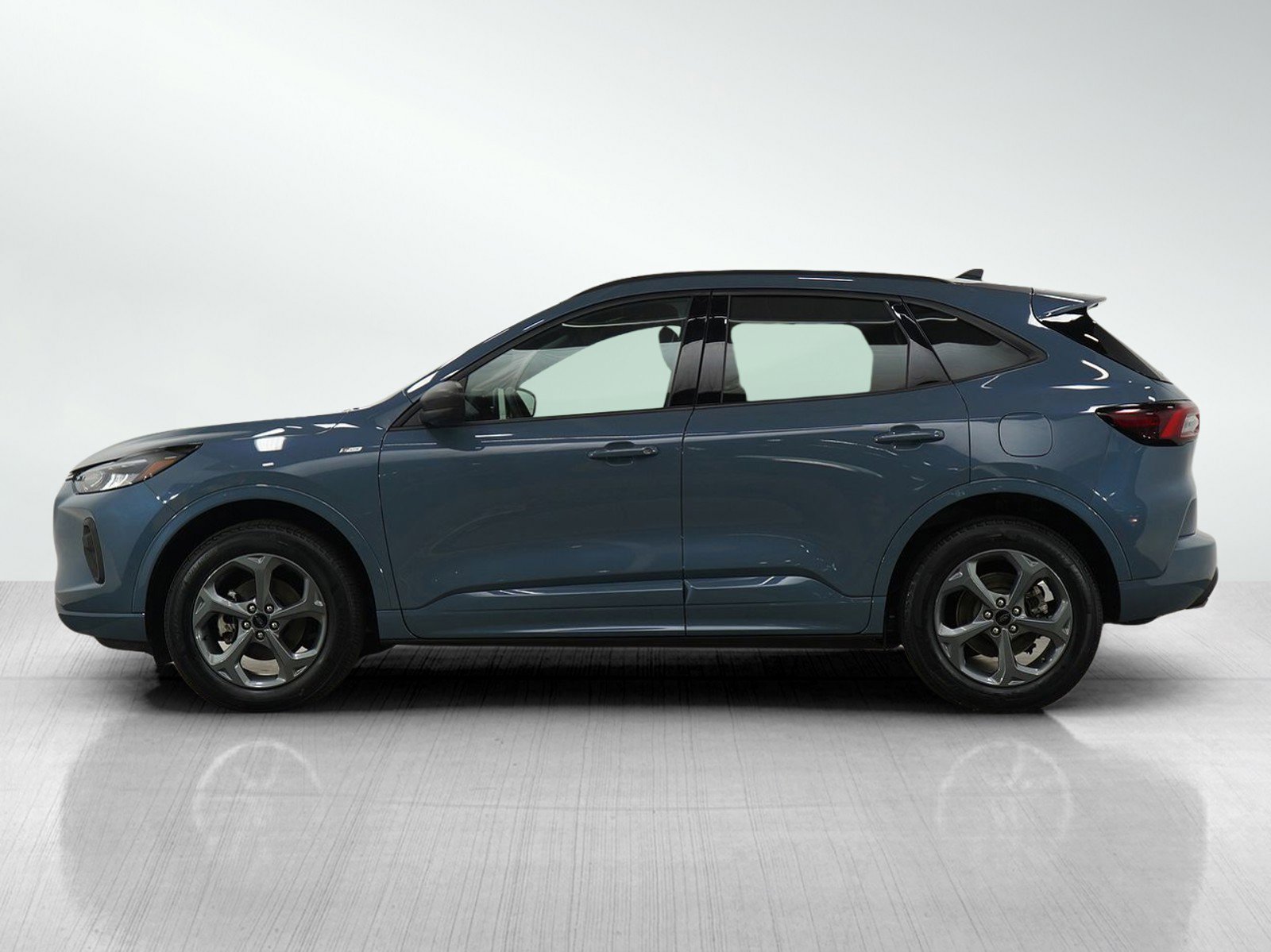 Used 2024 Ford Escape ST-Line with VIN 1FMCU9MN5RUA54410 for sale in Burnsville, Minnesota