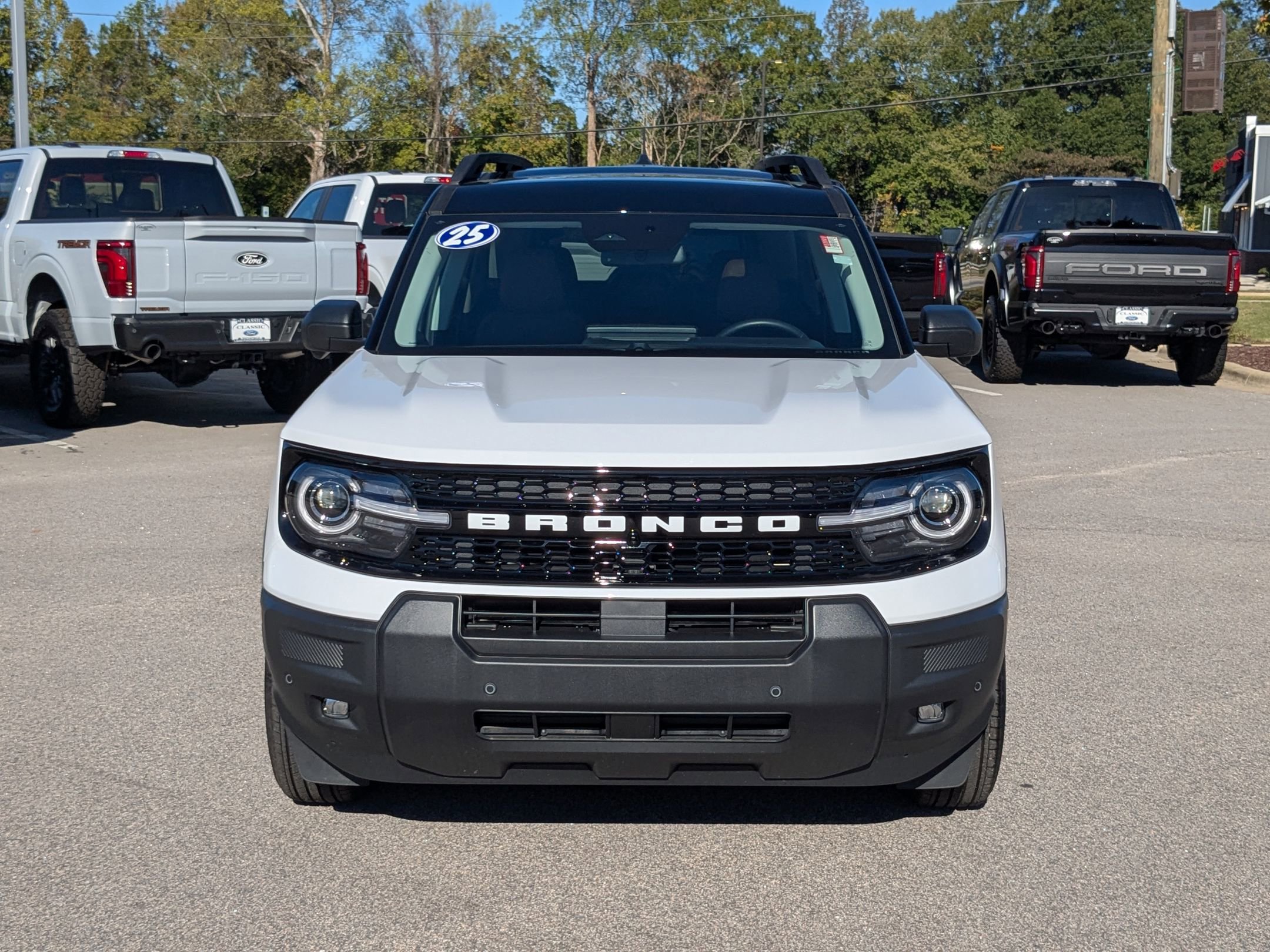 2025 Ford Bronco Sport Outer Banks photo 3