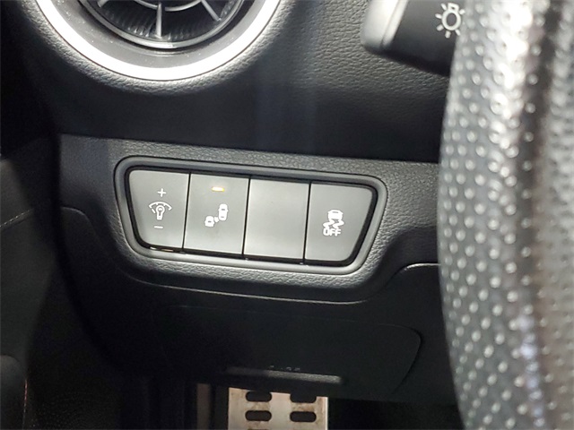 2023 Kia Forte GT photo 13