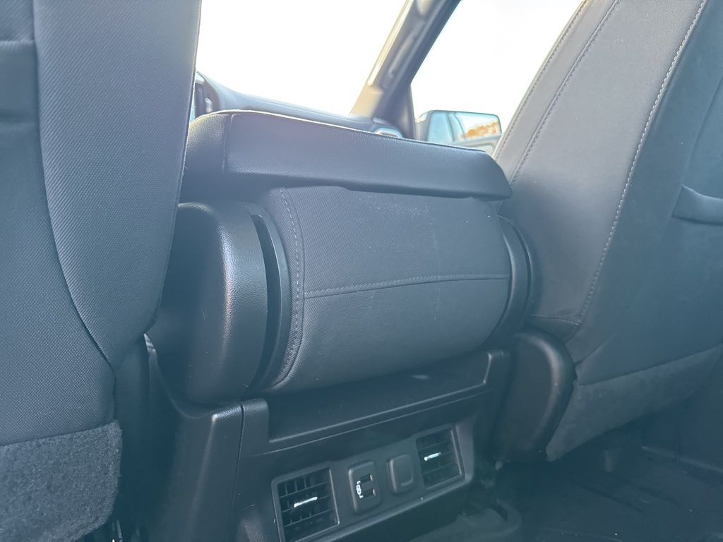 2019 Chevrolet Silverado 1500 LT photo 15