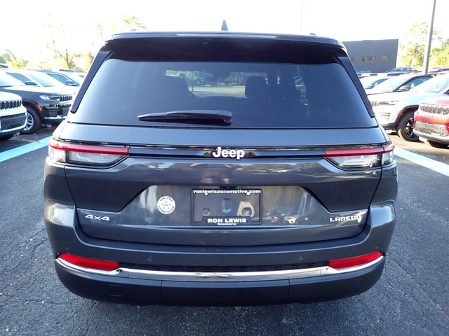 2025 Jeep Grand Cherokee Laredo X photo 4