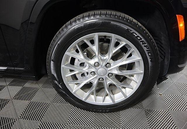 2021 Jeep Grand Cherokee L Summit photo 12