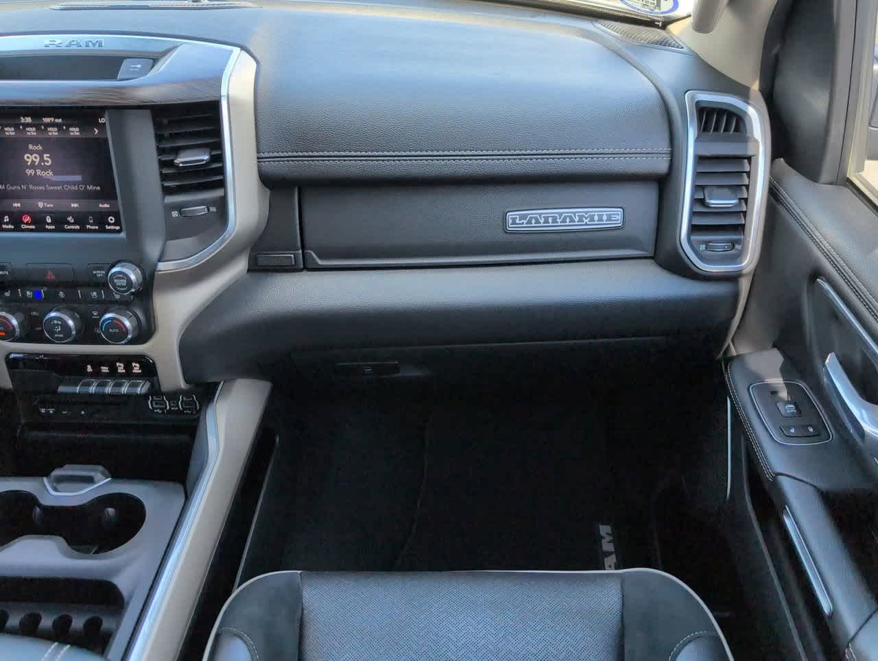 2019 Ram 1500 Laramie photo 7