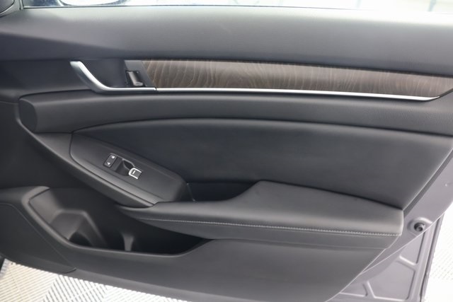 2018 Honda Accord EX photo 27