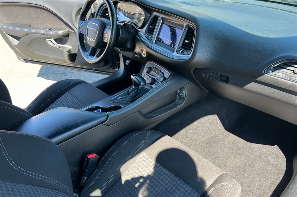2023 Dodge Challenger SXT photo 19