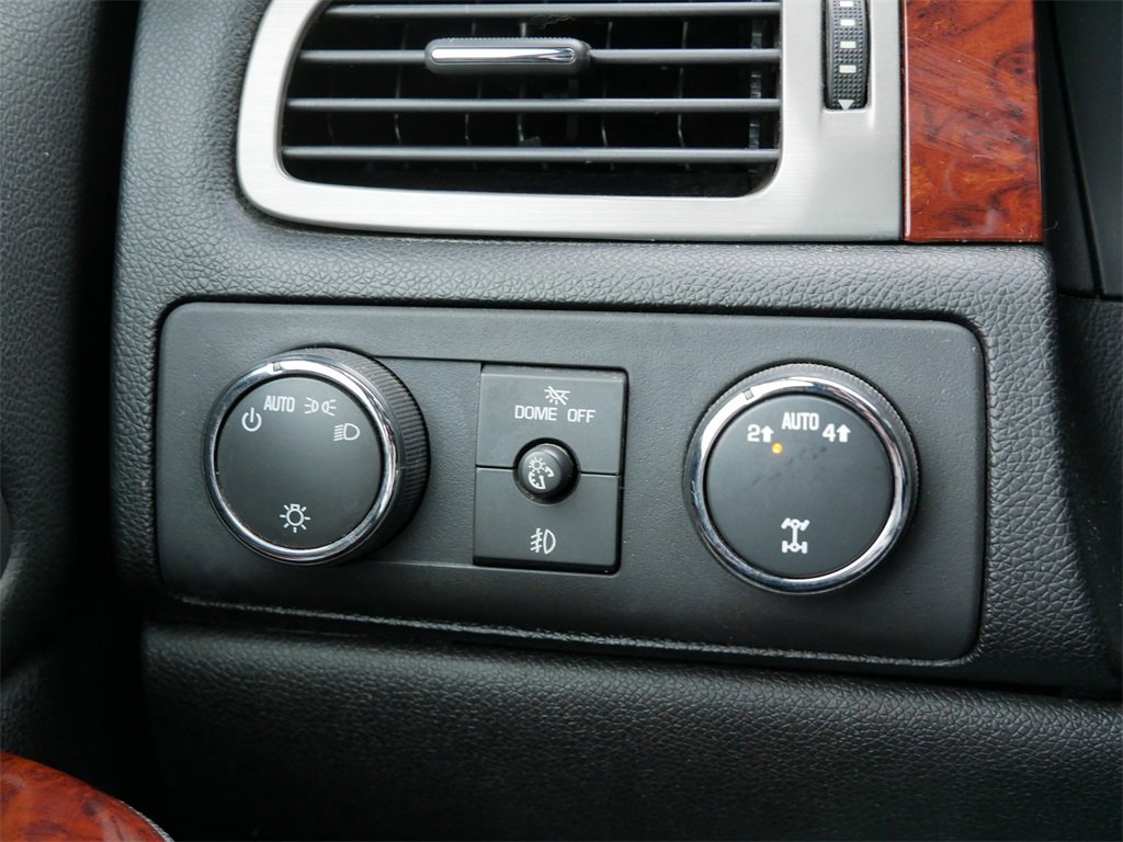 2013 Chevrolet Tahoe LT photo 20