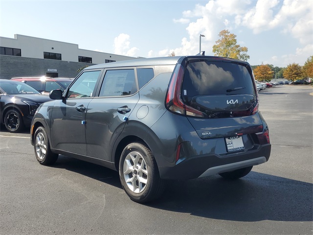 2025 Kia Soul S photo 6