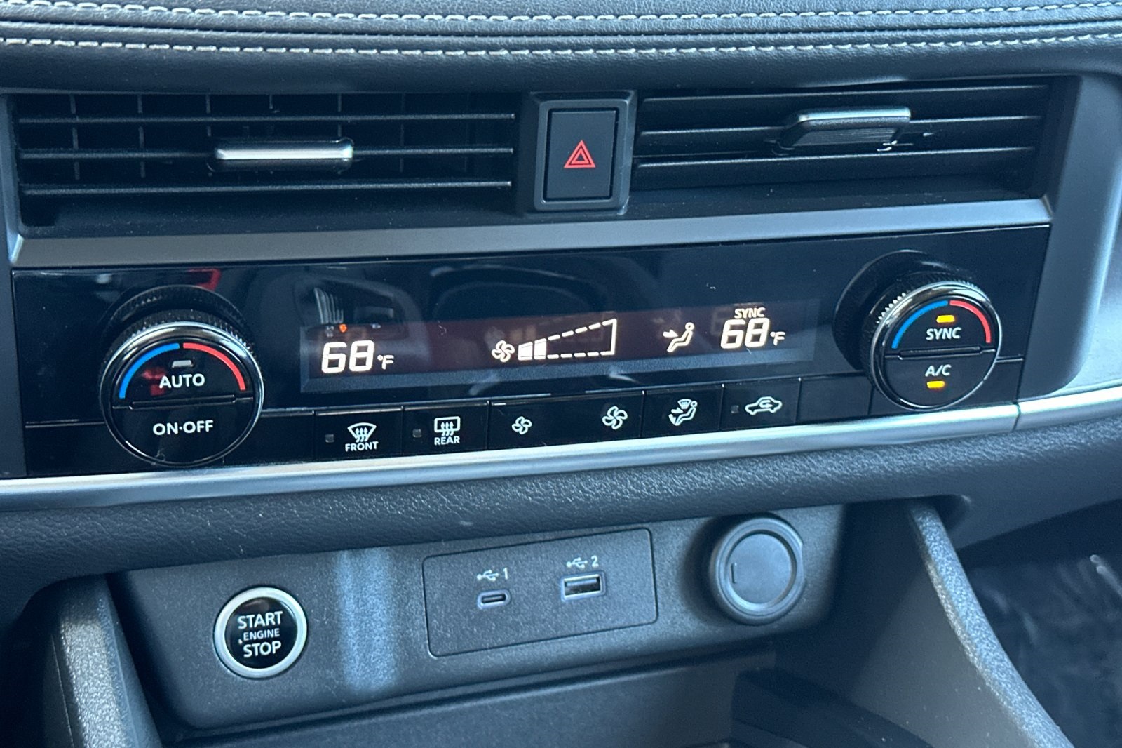 2023 Nissan Rogue SV photo 14