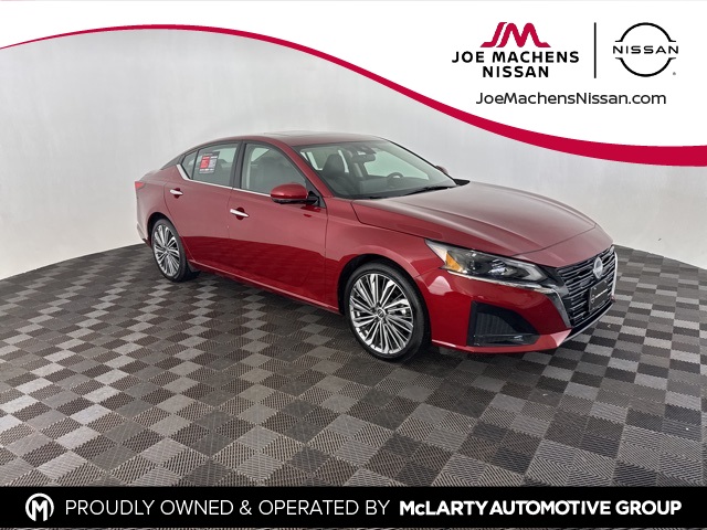 2025 Nissan Altima SL's photo