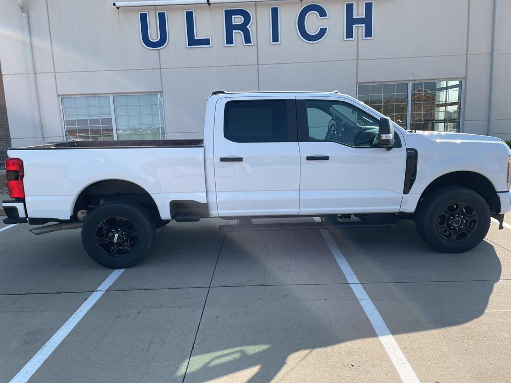 2024 Ford F-250 XL photo 9