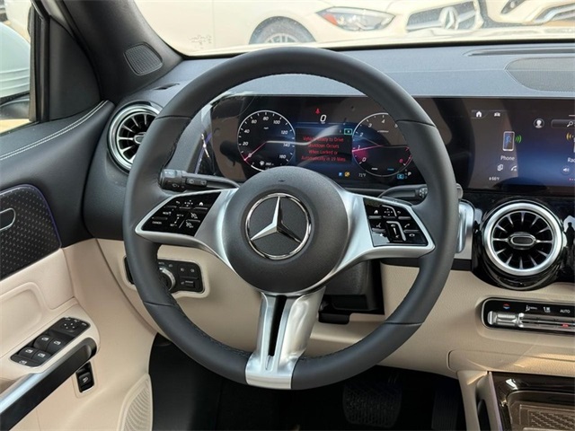 2025 Mercedes Benz GLB 250 4MATIC photo 8