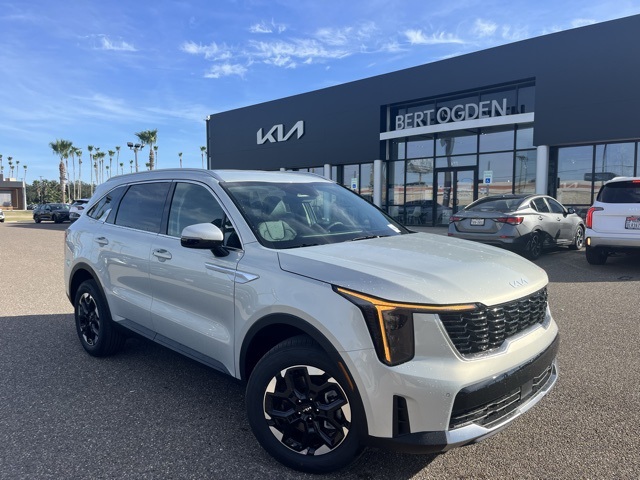 2026 Kia Sorento S's photo