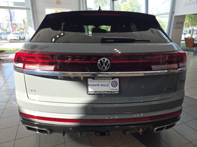 2025 Volkswagen Atlas Cross Sport SEL Premium R-Line photo 7