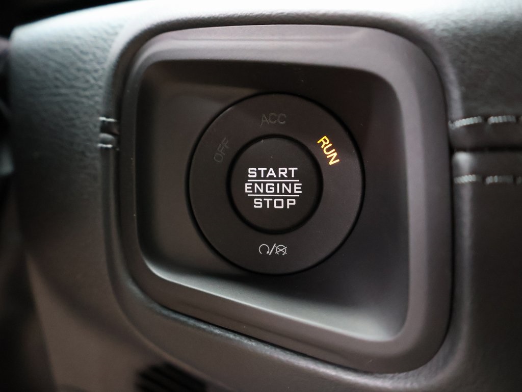 2025 Jeep Gladiator Sport photo 28