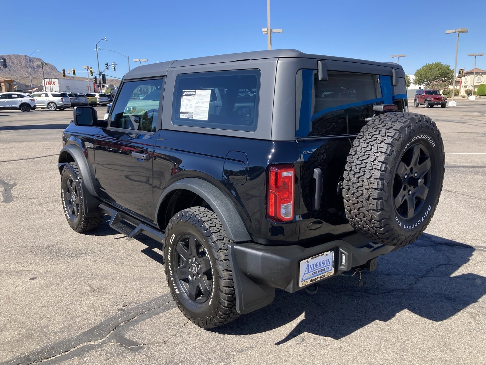 2023 Ford Bronco Base photo 6