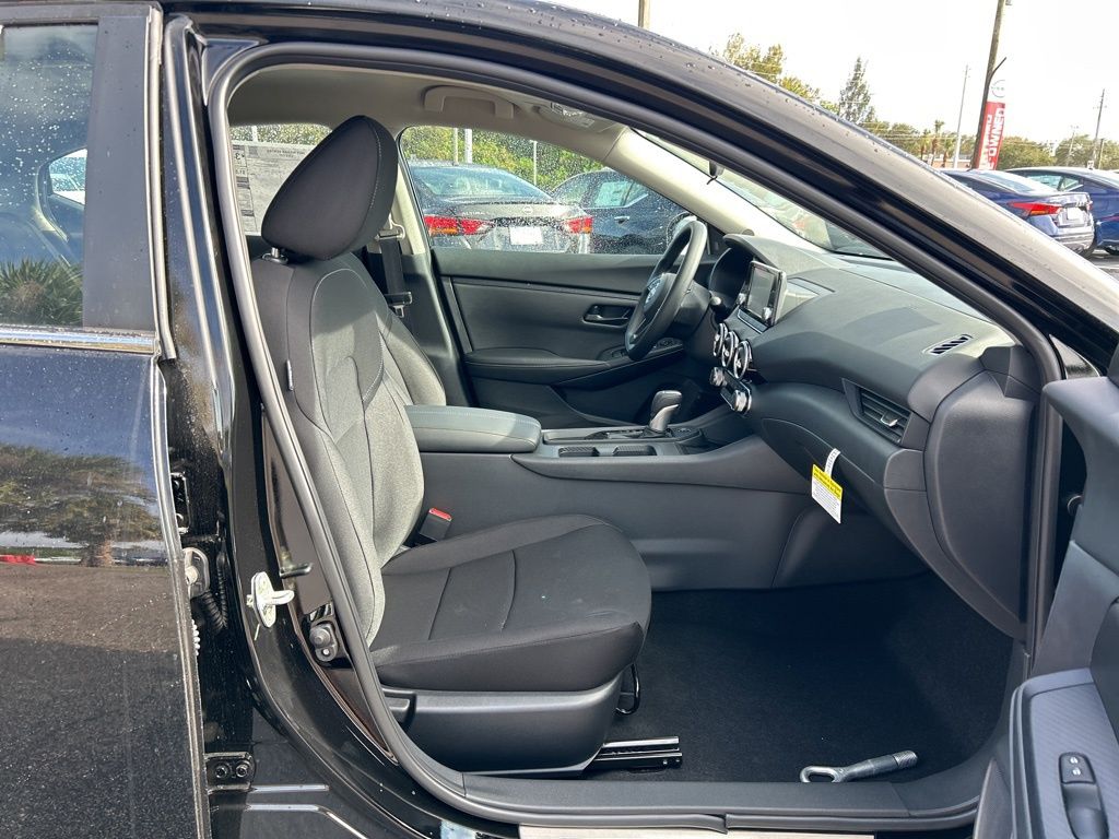 2025 Nissan Sentra S photo 31