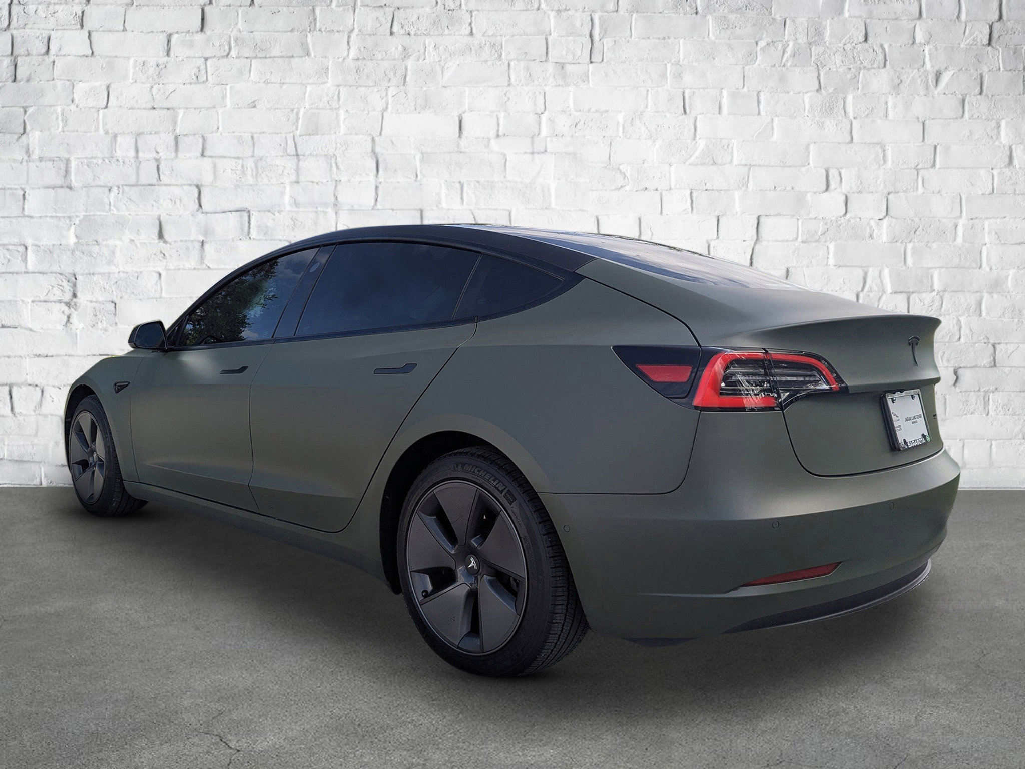 2021 Tesla Model 3 Long Range photo 2
