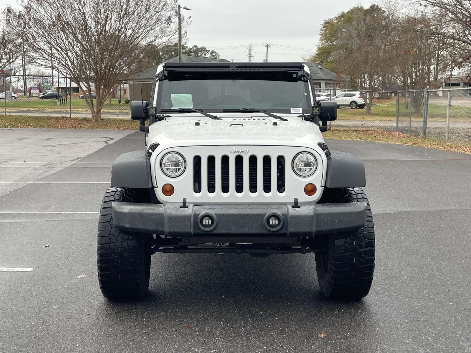 2013 Jeep Wrangler Unlimited Sport photo 2