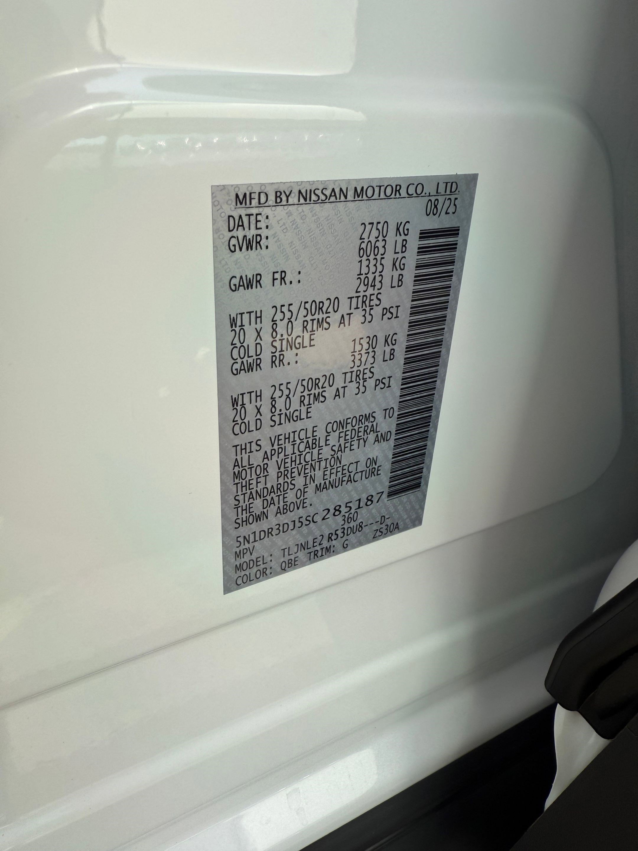 2025 Nissan Pathfinder Platinum photo 19
