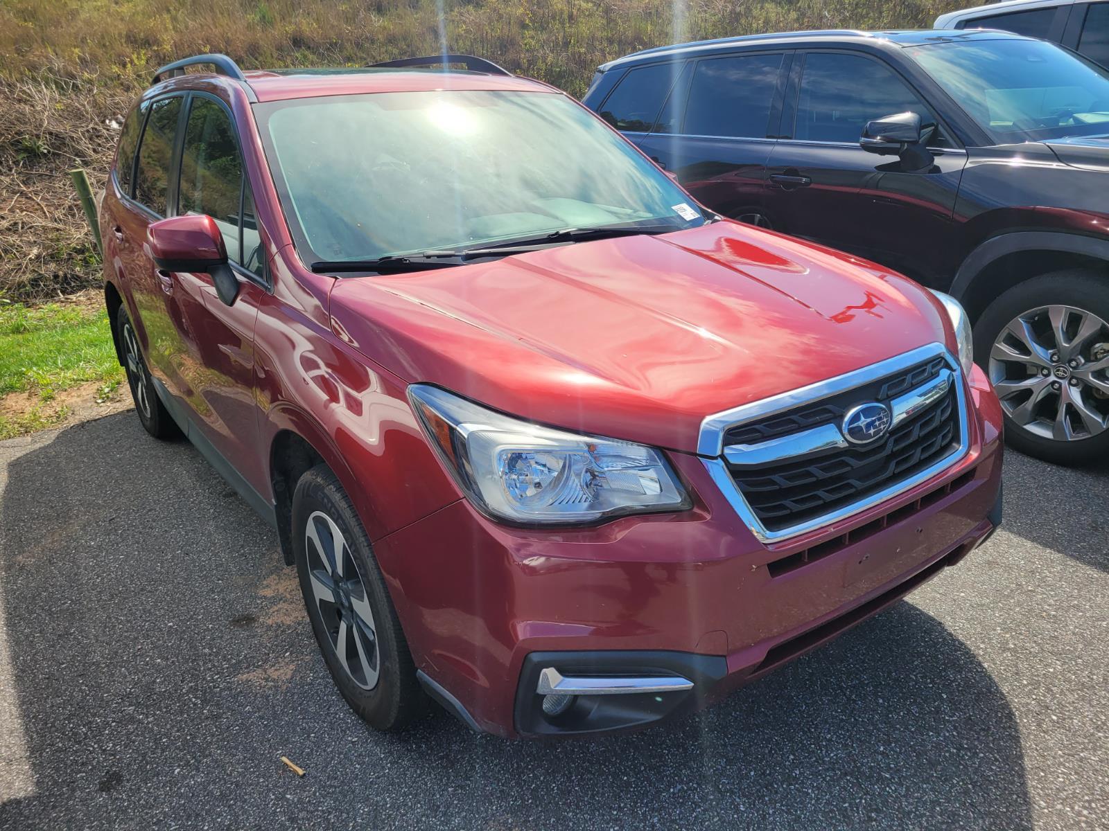 2018 Subaru Forester Premium photo 2