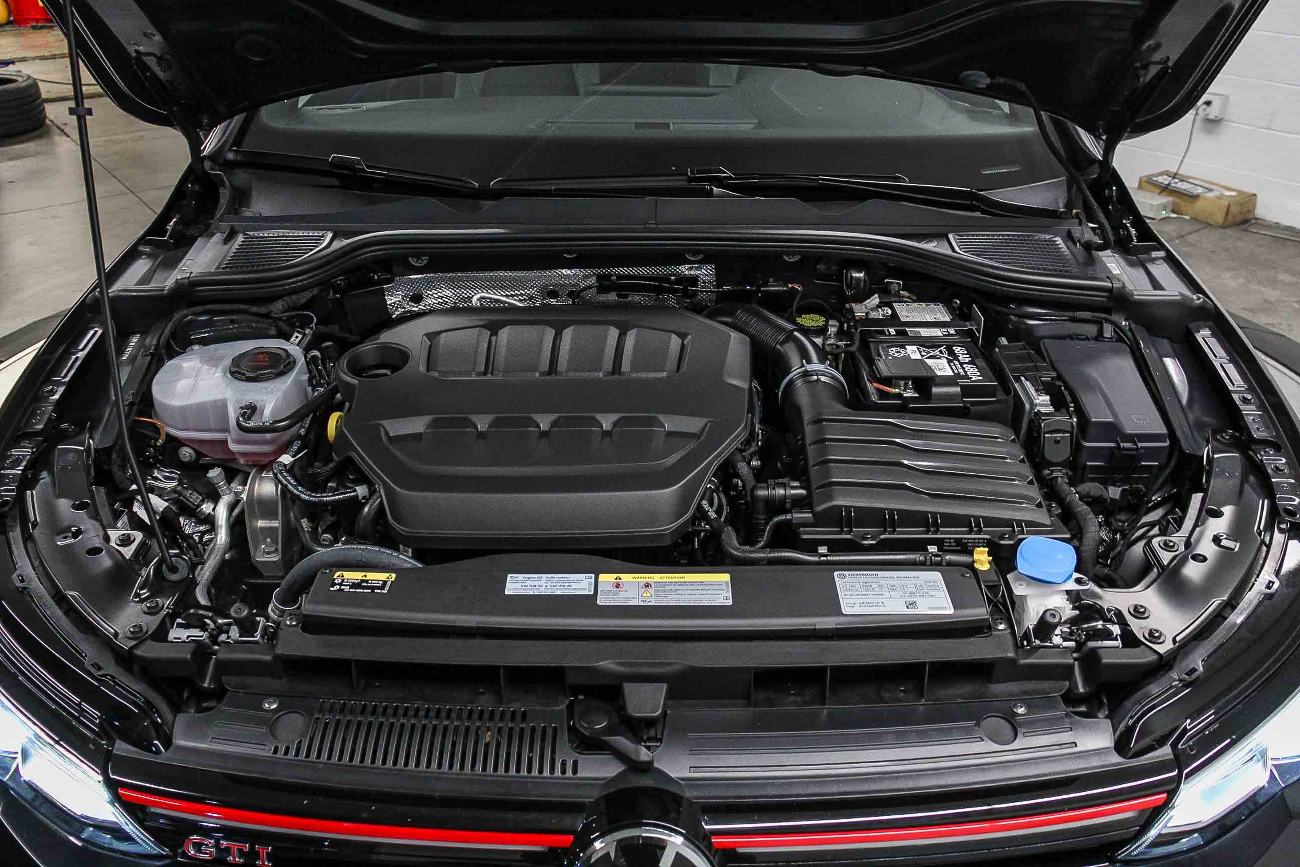 2024 Volkswagen Golf GTI SE photo 26