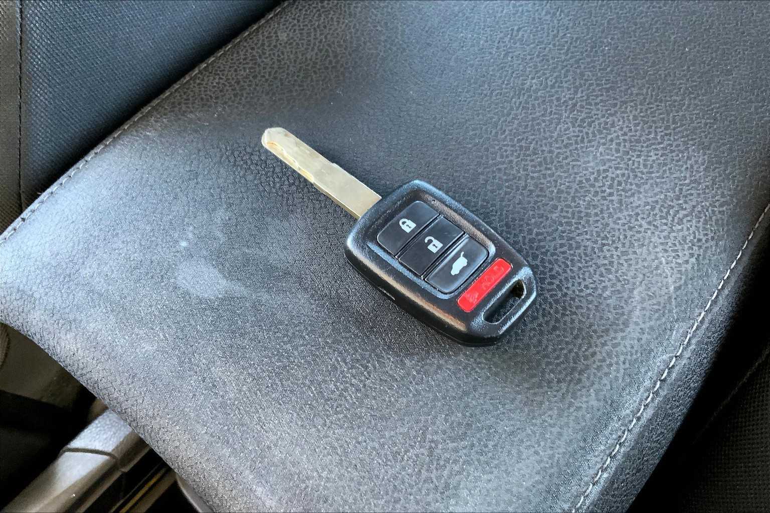 2019 Honda CR-V LX photo 14