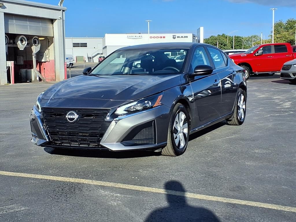 Certified 2025 Nissan Altima S with VIN 1N4BL4BV2SN306984 for sale in Kansas City