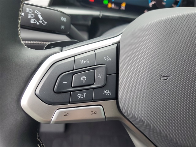 2026 Volkswagen Atlas Cross Sport SE photo 25