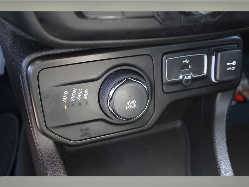 2021 Jeep Renegade Sport photo 15