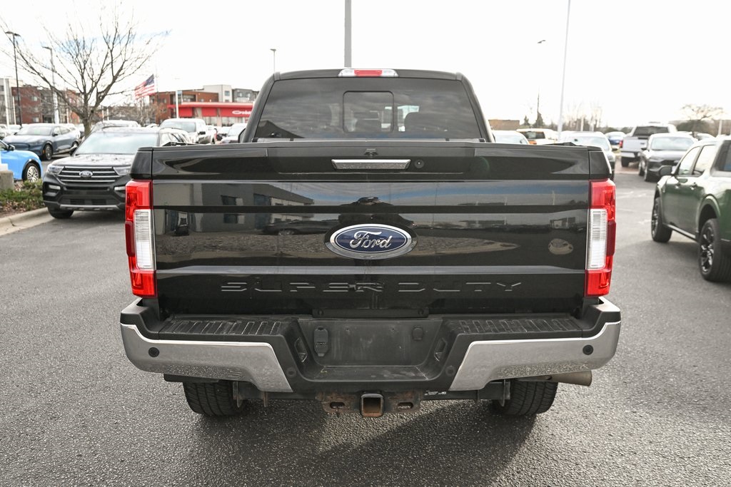 2017 Ford F-250 Lariat photo 4