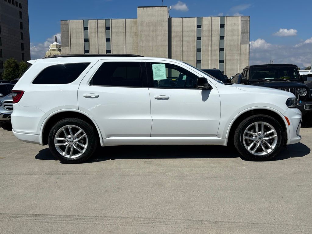 2023 Dodge Durango GT Plus photo 2