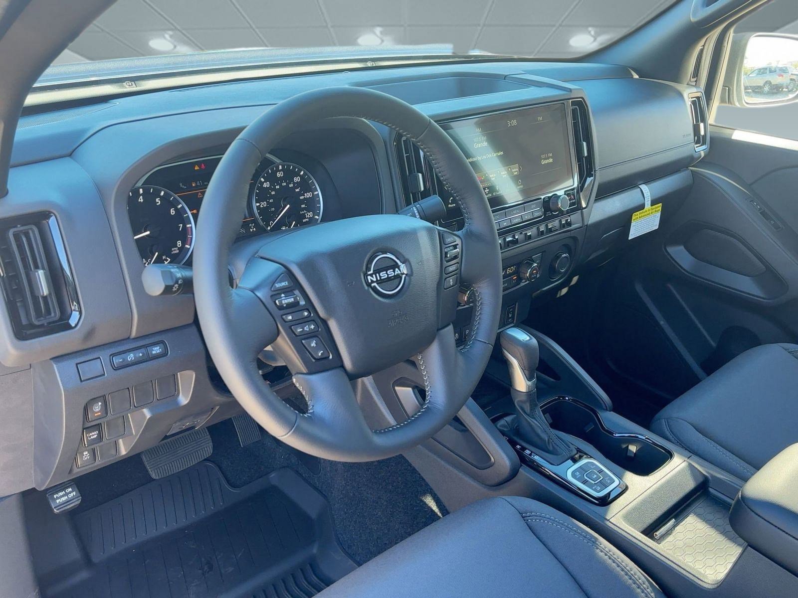 2026 Nissan Frontier Crew Cab SV photo 4