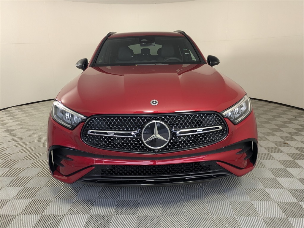 2026 Mercedes Benz GLC 300 photo 2
