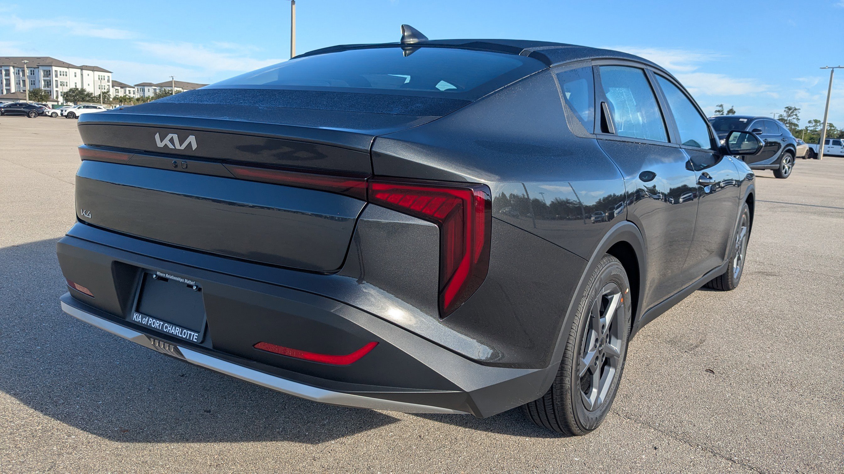 2025 Kia K4 LXS photo 4