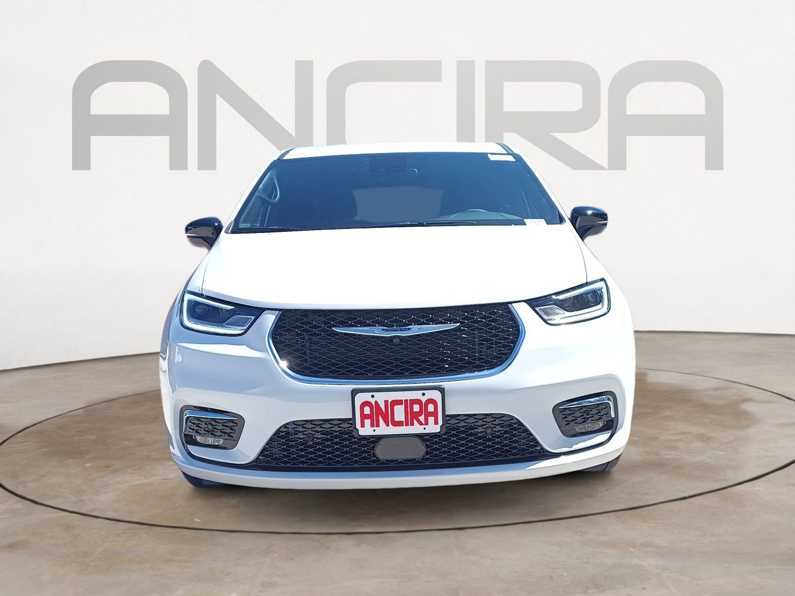 2026 Chrysler Pacifica photo 4