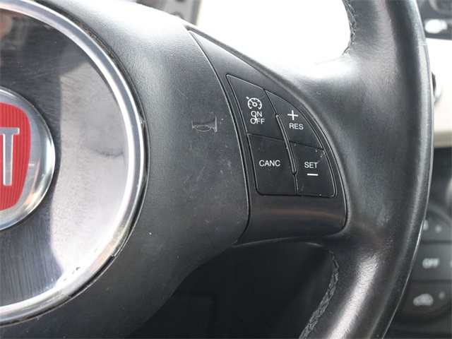 2012 Fiat 500 Lounge photo 12