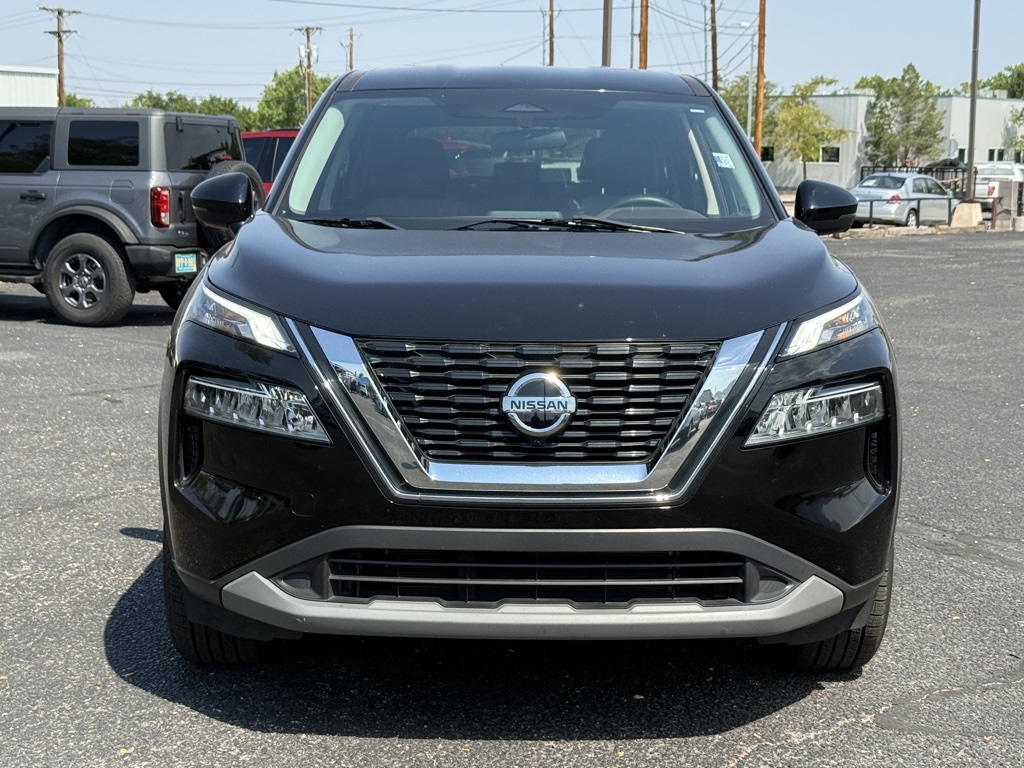 2021 Nissan Rogue SV photo 3