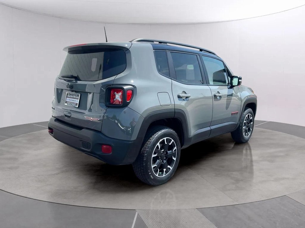 2023 Jeep Renegade Trailhawk photo 4