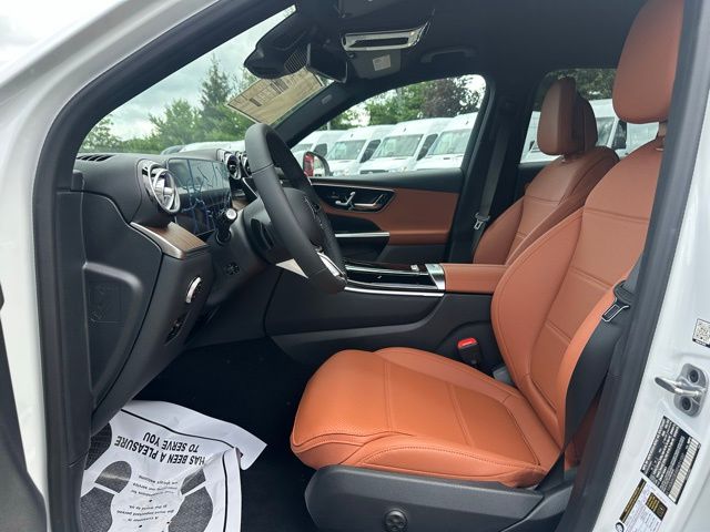 2025 Mercedes Benz GLC 350e 4MATIC photo 12