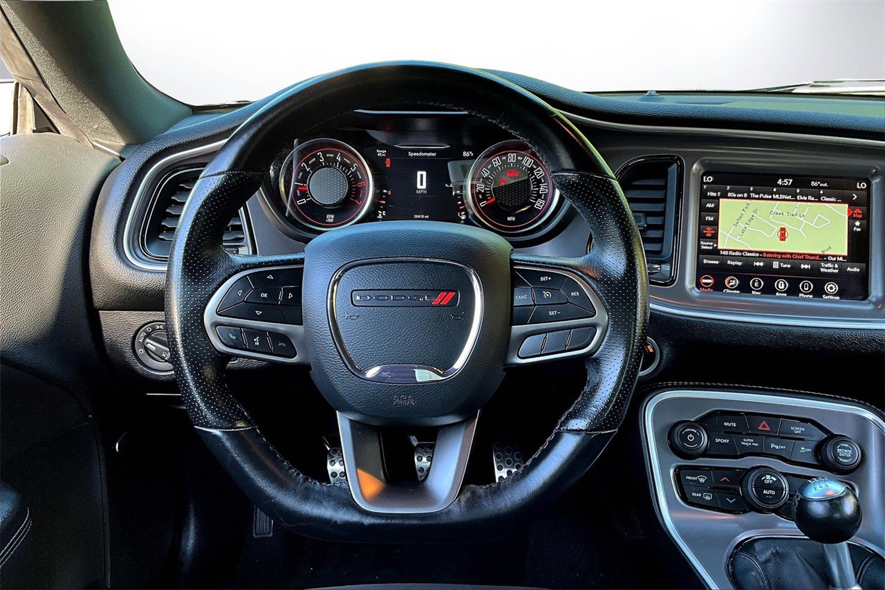 2022 Dodge Challenger R/T photo 10