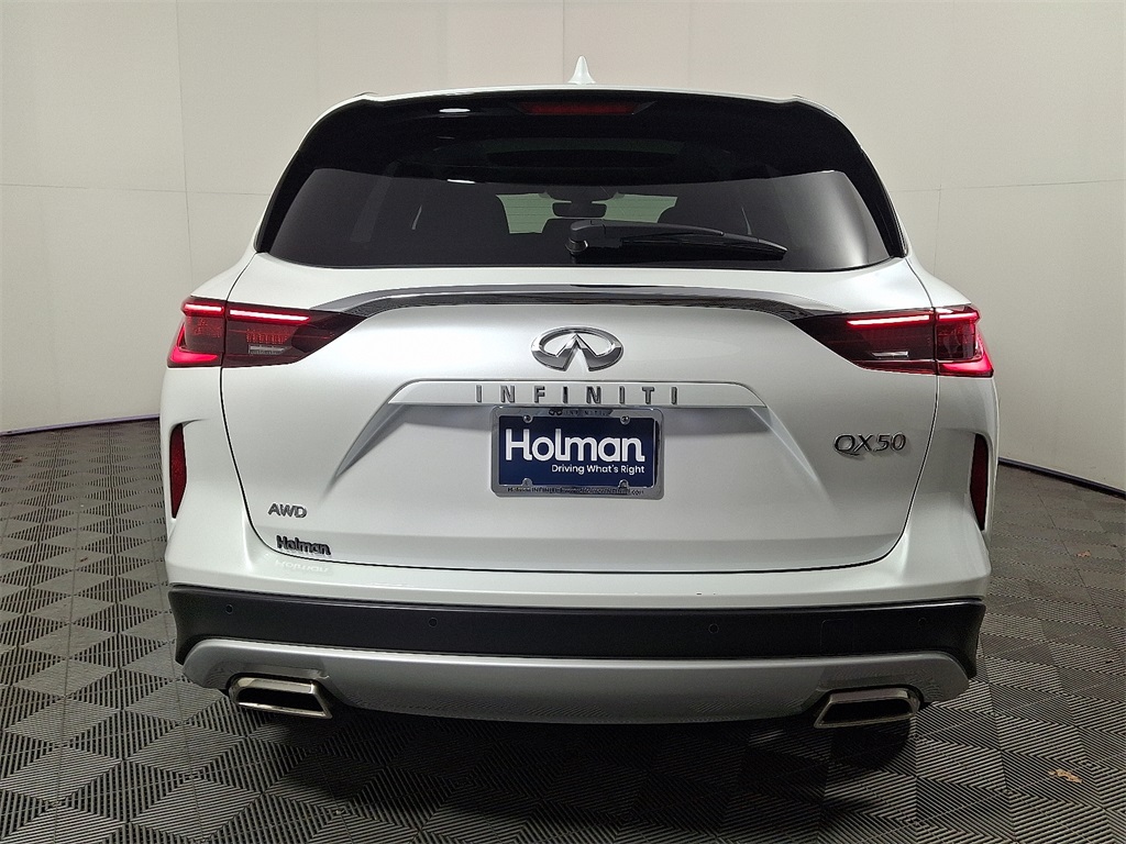 2025 Infiniti QX50 Luxe photo 6