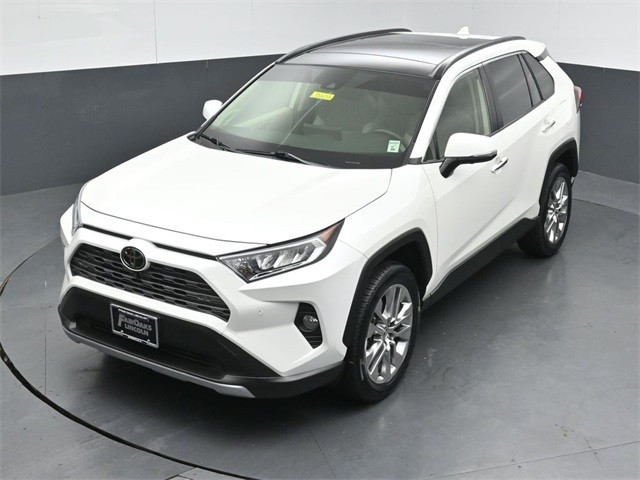 2021 TOYOTA RAV4 - Image 1