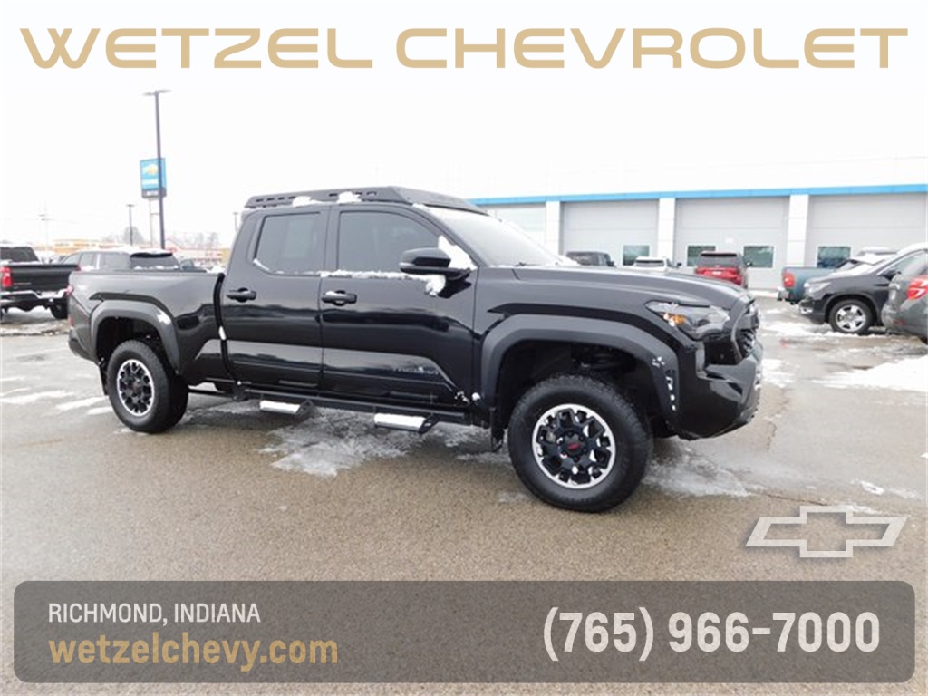 2024 Toyota Tacoma TRD Off Road's photo