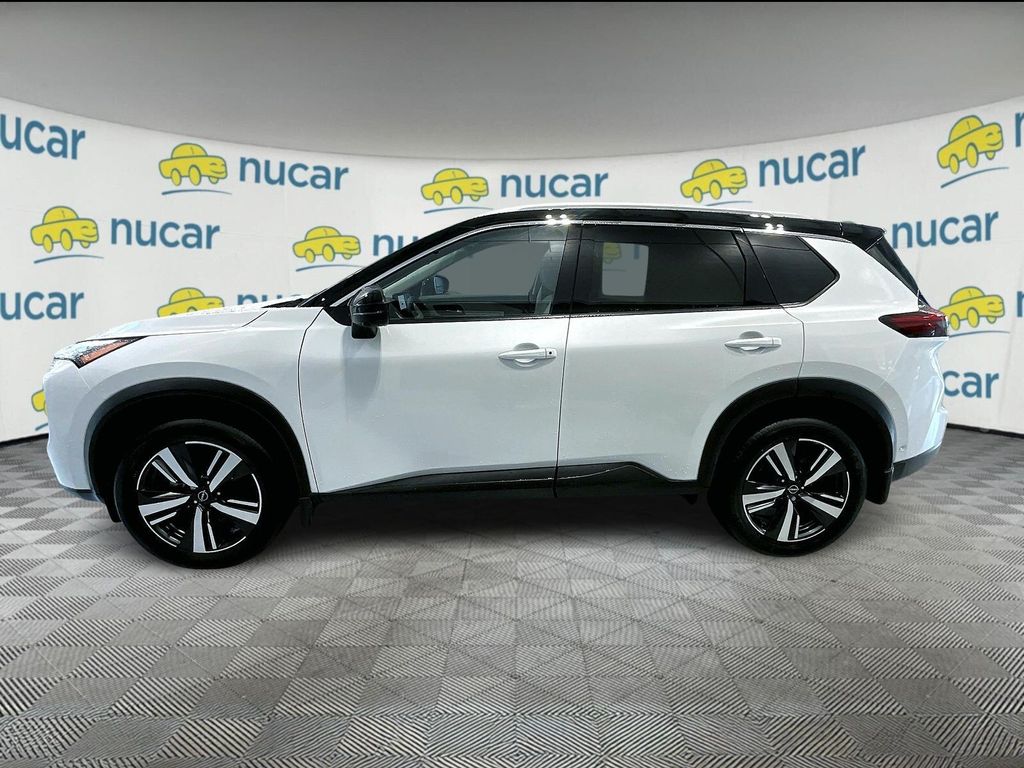 2025 Nissan Rogue SL photo 2
