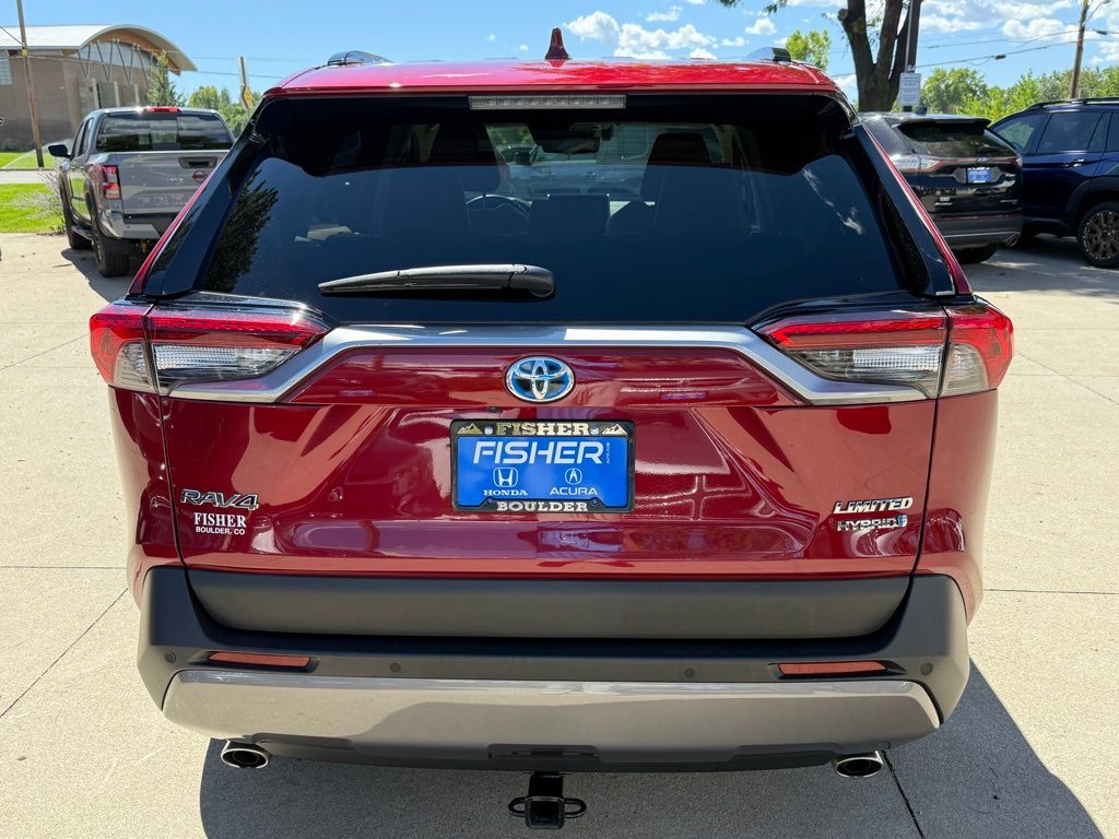 2020 Toyota RAV4 Hybrid Limited photo 3