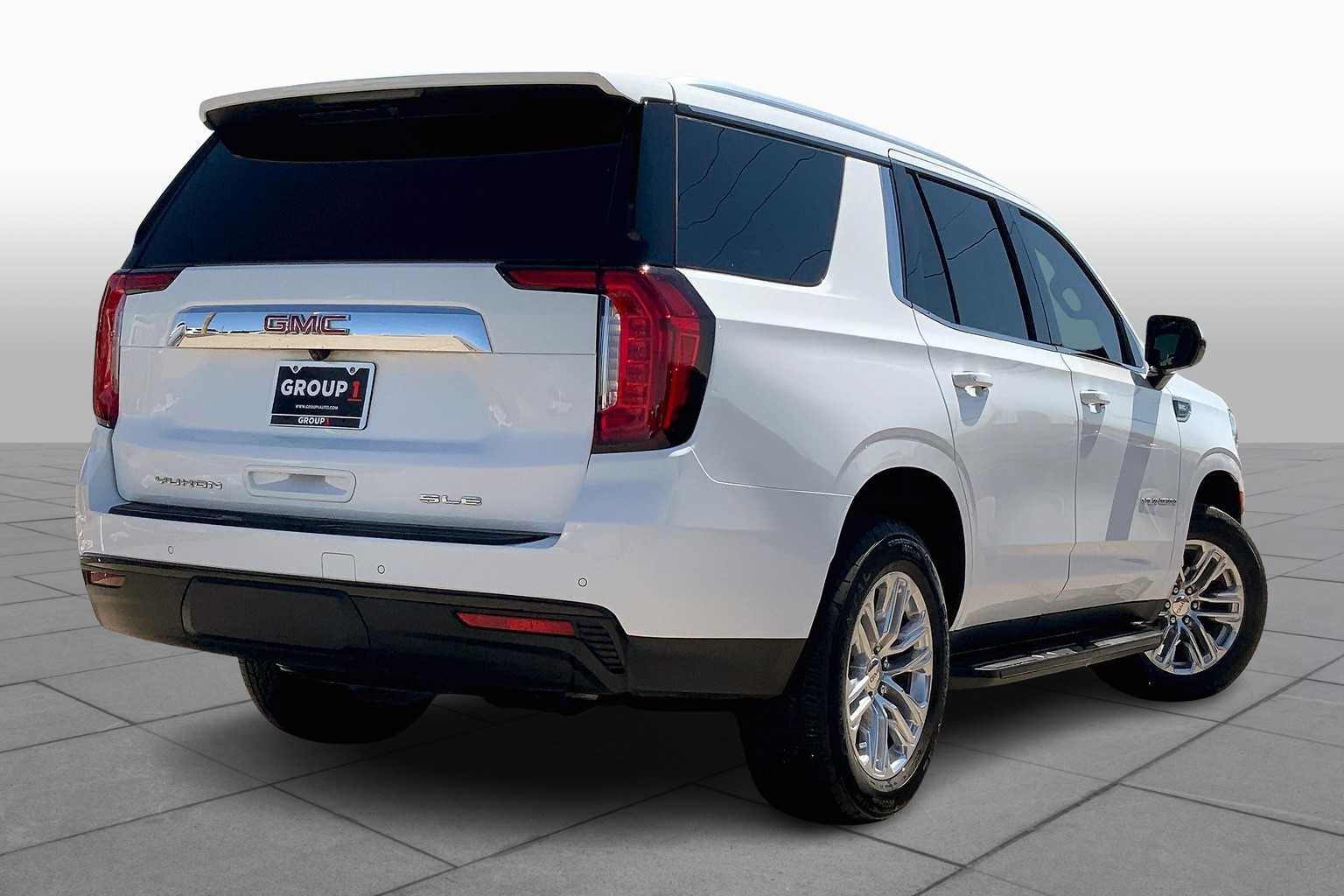 2024 Gmc Yukon SLE photo 12