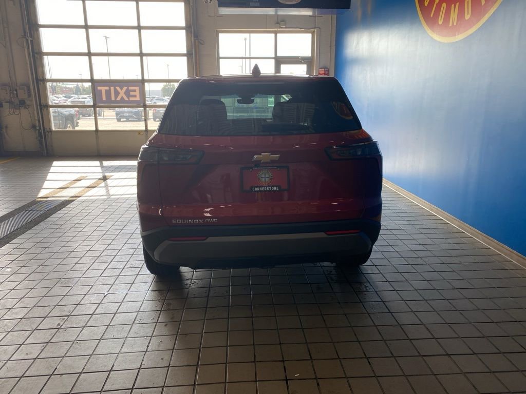 2026 Chevrolet Equinox LT photo 13